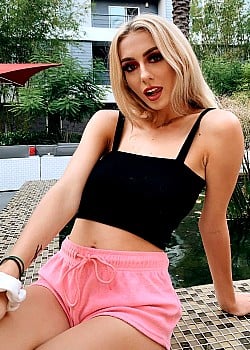Danielle Renaee